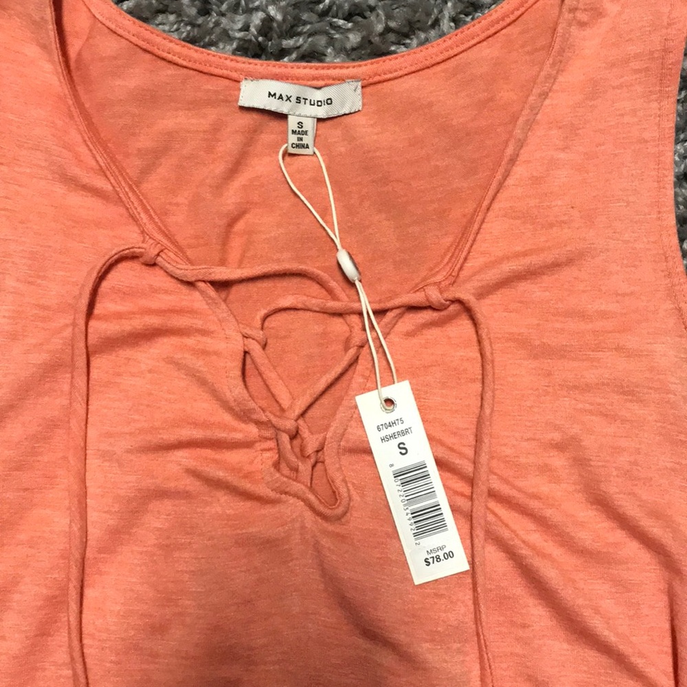 Max Studio Tunic - Picture 2 of 2